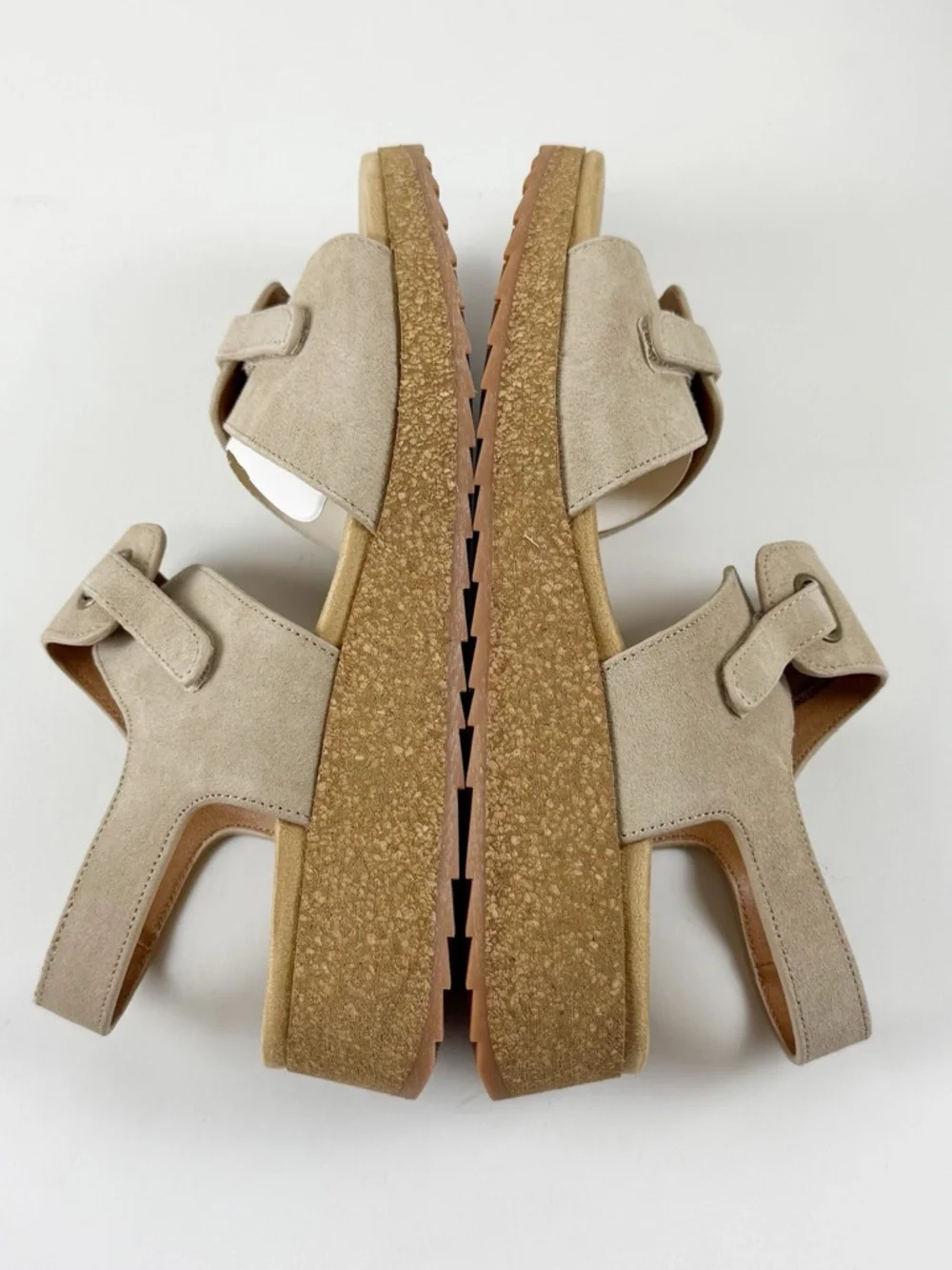 White Mountain Footbed Gelato Wedge Sandals Womens 10M Sandalwood Suede NEW